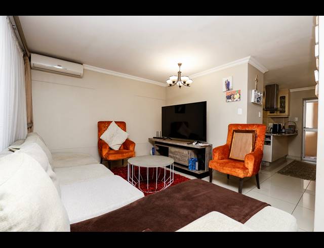 3 BEDROOM APARTMENT FOR SALE IN LA MERCY